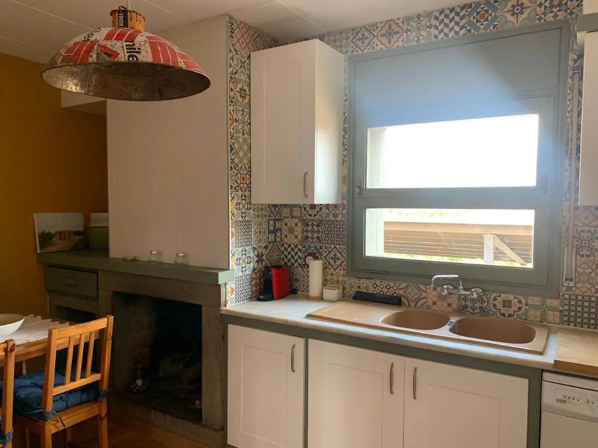 Can Rucall Piscina Compartida Vilamacolum Holiday home