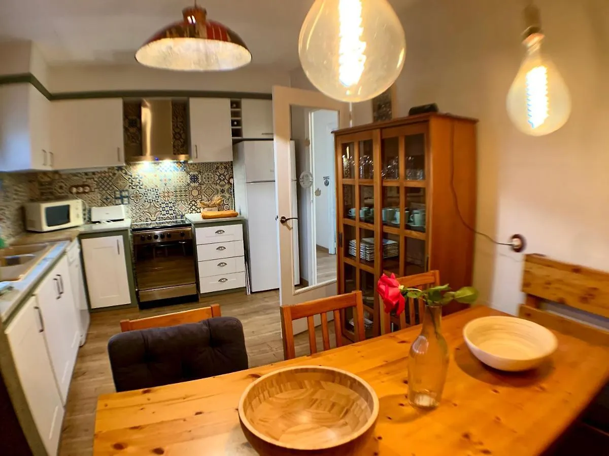 Holiday home Can Rucall Piscina Compartida Vilamacolum