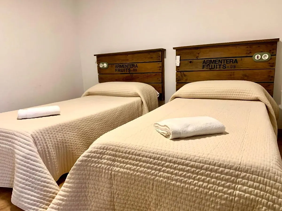 Holiday home Can Rucall Piscina Compartida Vilamacolum