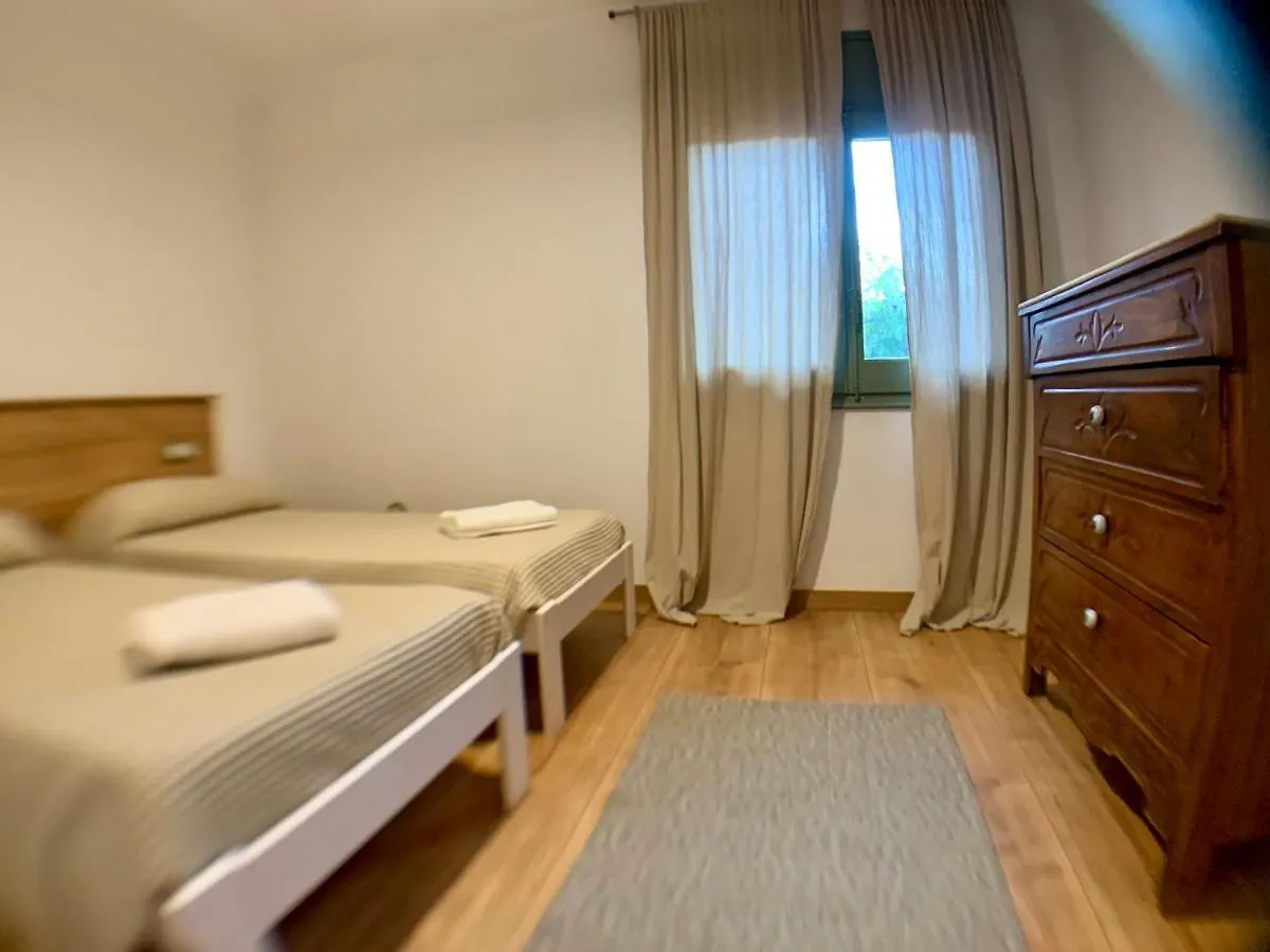 Holiday home Can Rucall Piscina Compartida Vilamacolum Spain